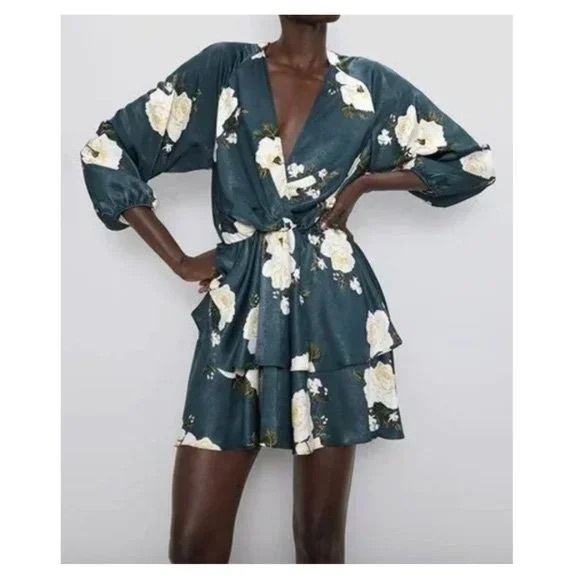 Exceptional Zara Floral Medium Wrap DRESS Blue/Dark Gray Ivory Roses - Picture 1 of 11